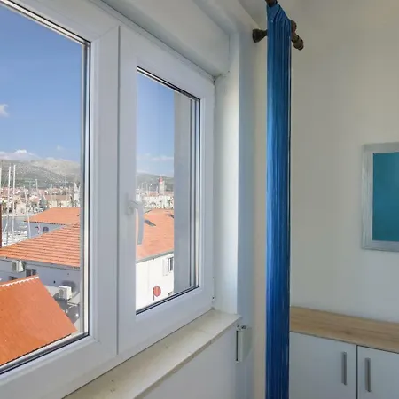 Mirjana Apartment Trogir